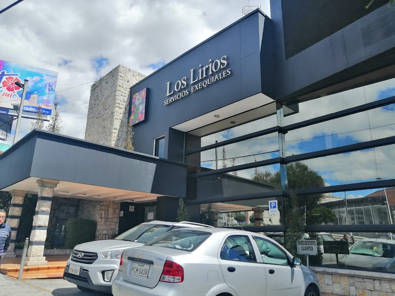 Funeraria Los Lirios